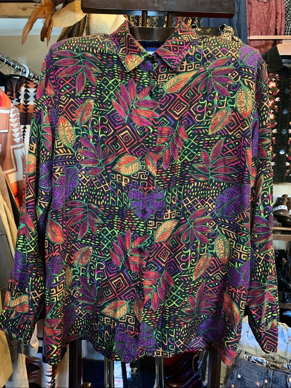 Vintage 100% SILK Women's Multicolor Tropical Print Button-Down Shirt